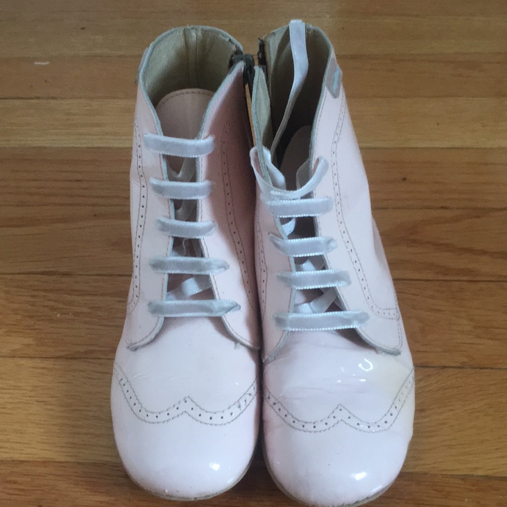 Used pink patent leather boots